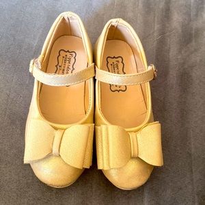 Pipperdoodles Bow Shoes